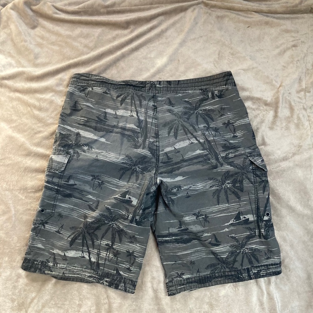 Men’s Old Navy Swim Shorts Size Large - Picture 8 of 9